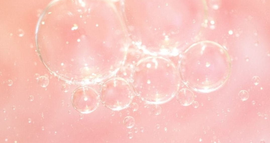 Créer ses propres cosmétiques avec nos paillettes biodégradables