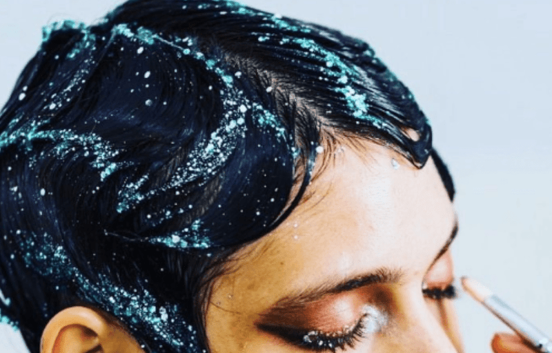 cheveux-paillettes-make-up