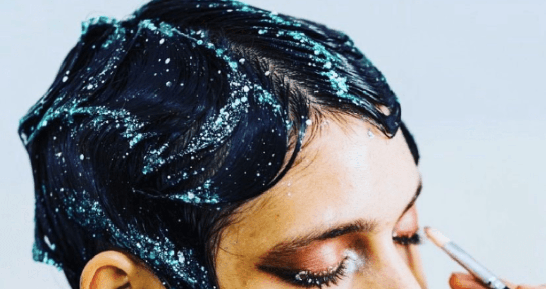 cheveux-paillettes-make-up
