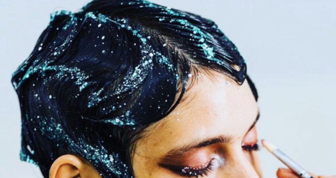 cheveux-paillettes-make-up