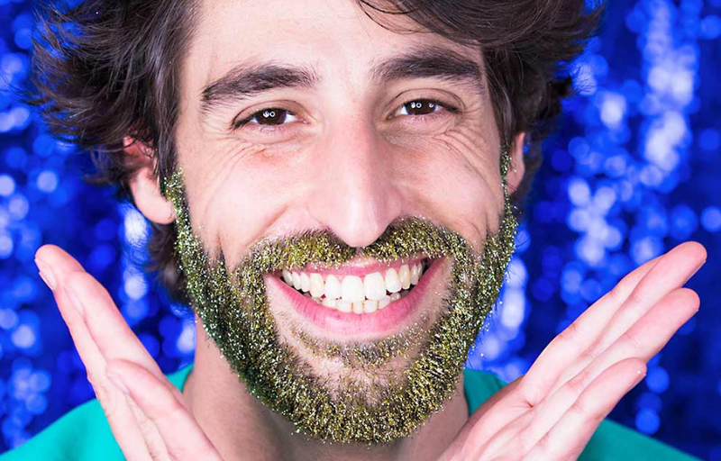 Comment faire une barbe à paillettes