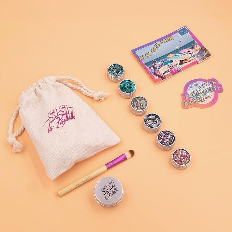https://www.instagram.com/p/C9cuqqziasC/[SHARP-CAPTION]🏖️ En direct de Si Si Plage ! On brille sur la plage, on shine all summer.

Découvre notre Kit Summer qui va t’accompagner tout l’été ☀️

À découvrir sur notre site ✨